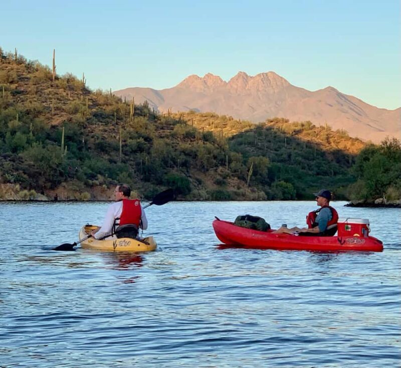 Phoenix/Mesa: Guided Kayaking Trip on Saguaro Lake - What to Bring and Wear