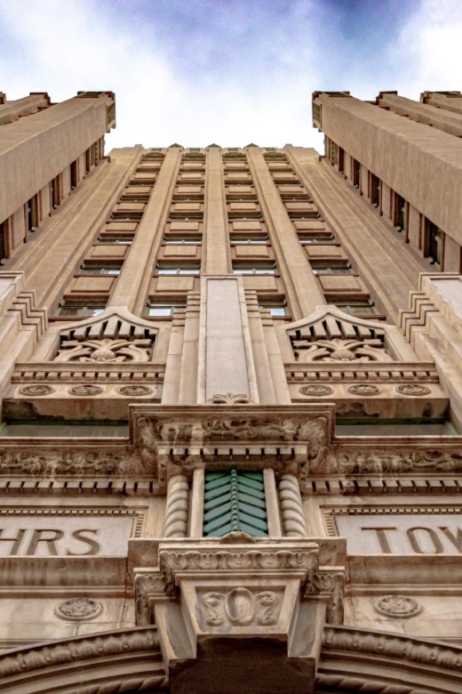 Phoenix's Pulse: A Vibrant Urban Adventure - Architectural Marvels of the City
