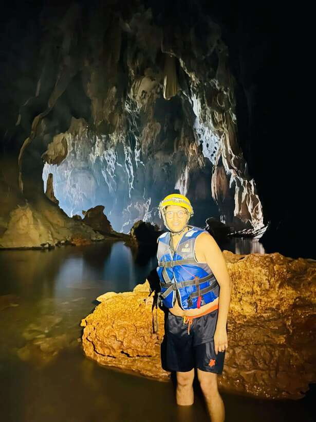Phong Nha/Dong Hoi: Zipline Dark Cave & Phong Nha Cave Trip - Transportation and Pickup Options