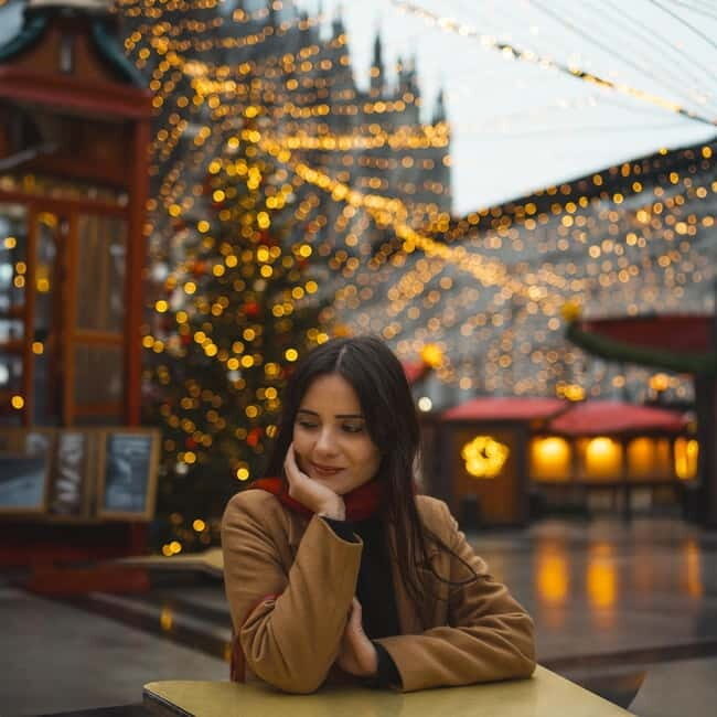 Photo shoot at the Cologne Christmas market with a local photographer - Key Points