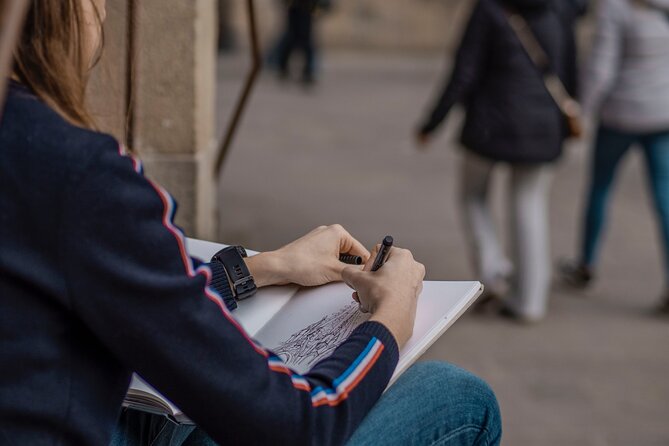 Photo Walking Tour in Barcelona Gothic Quarter - Booking Information