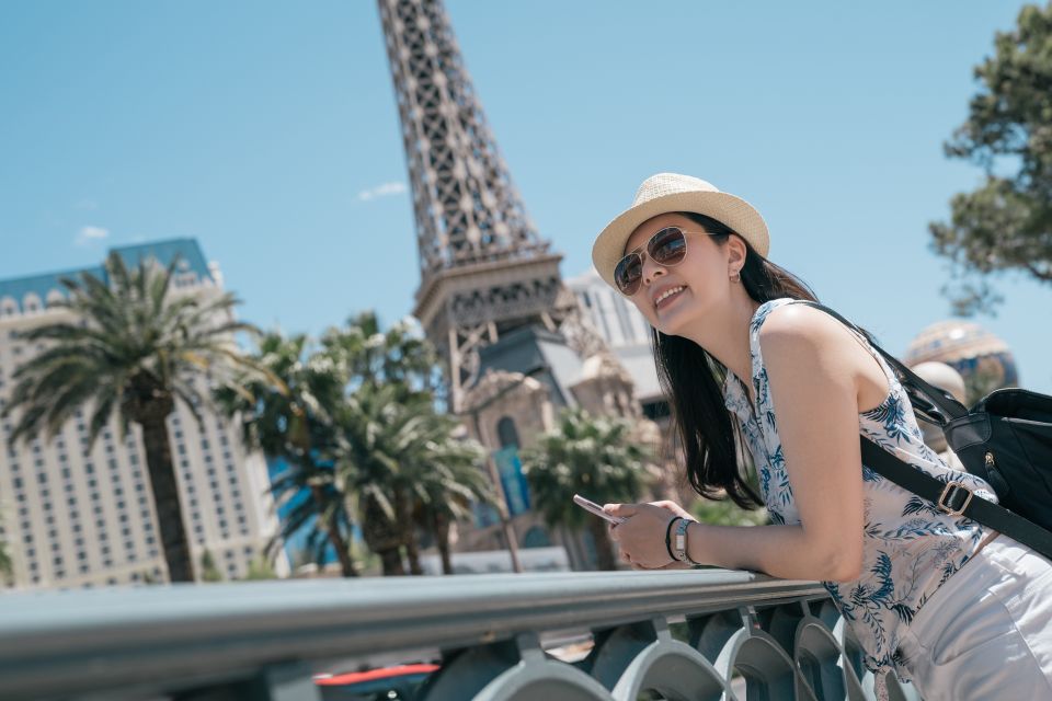 Photoshoot at The Las Vegas Strip & Bellagio Fountains - Inclusions & Services Provided