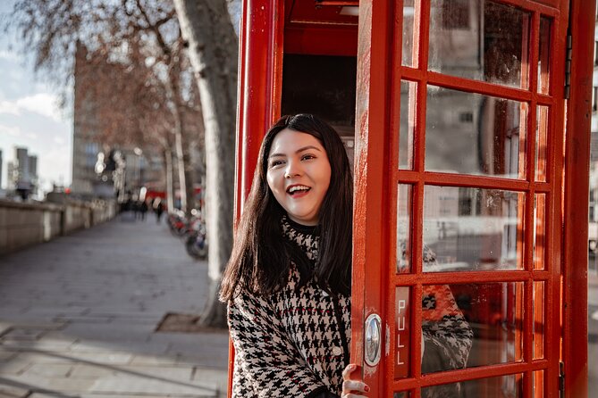 Photoshoot in London With Professional Photographer - Communication and Guidance for Clients