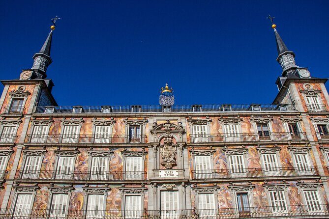Photoshoot in Madrid - An In-Depth Look at the Madrid Photoshoot Tour
