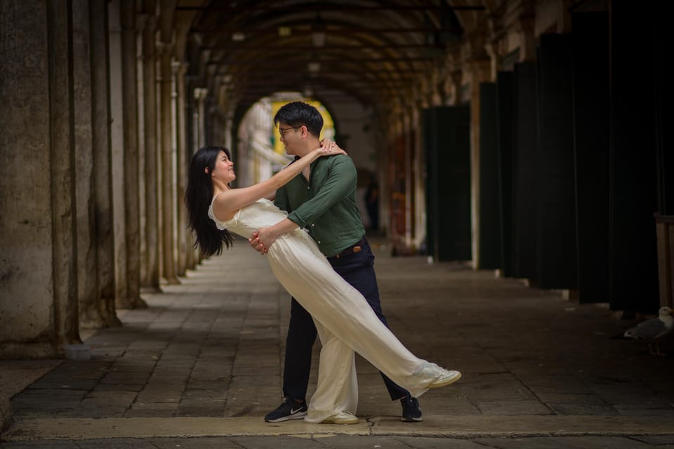 Photoshoot in Venice: Your Story, Our Lens - Book Now! - Explore Iconic Venetian Landmarks