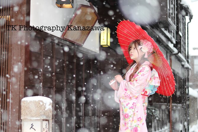 Photoshoot Session by Professional Photographer in Kanazawa - Accessibility and Suitability