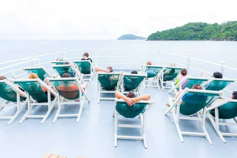 Phu Quoc: Cable Car Ride and 3 Islands Boat Tour With Lunch - Snorkeling and Island Exploration