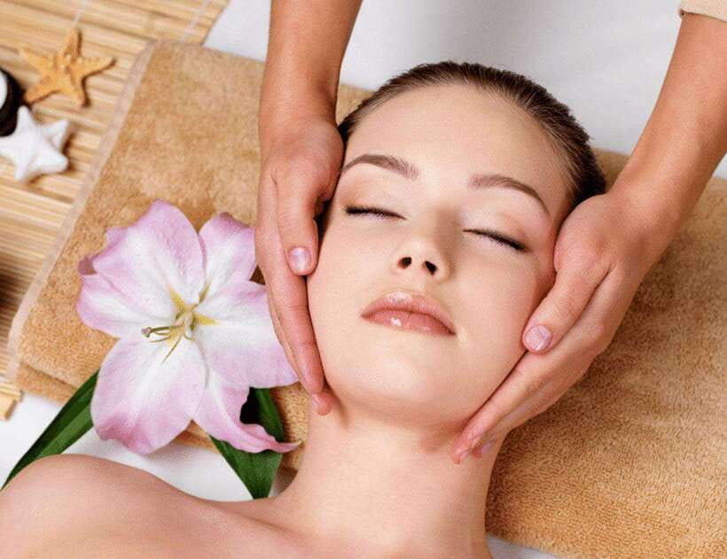 Phuket : Aroma Massage With Meal Included - Key Points