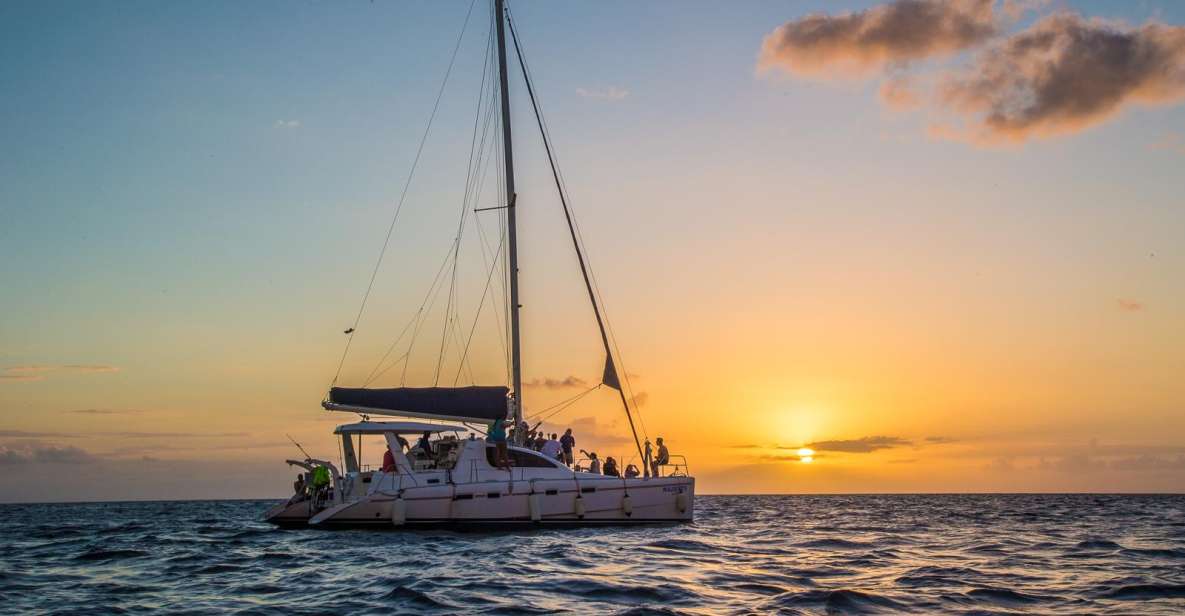 Phuket: Coral Island & Sunset Dinner by Sailing Catamaran - Inclusions and Amenities