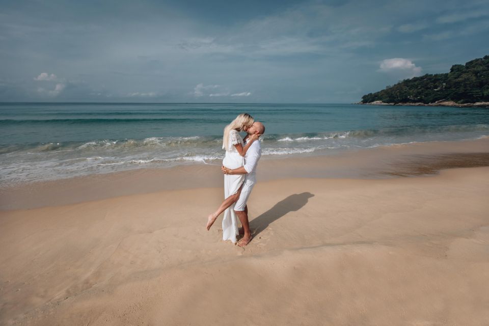 Phuket: Couple Photoshoot at Surin Beach - Inclusions