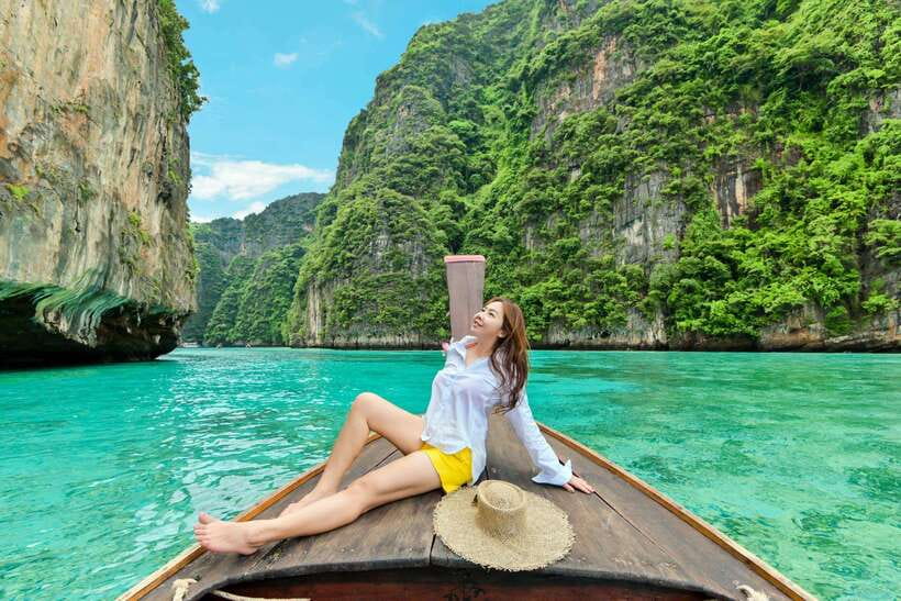 Phuket: Luxury Day Trip to Phi Phi Islands - Inclusions and Amenities