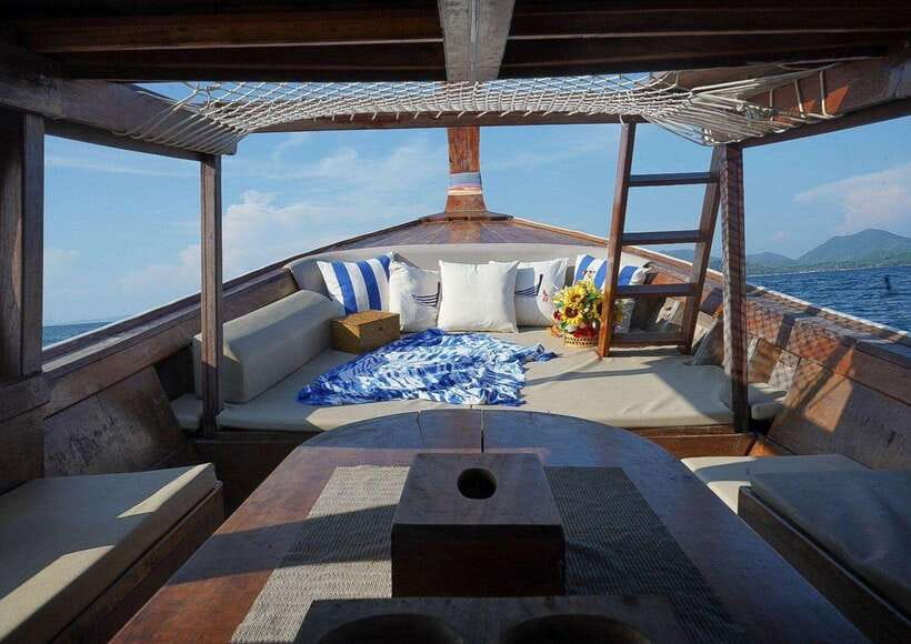 Phuket: Luxury Private Longtail Boat Islands Discovery Tour - Exploring the Breathtaking Islands