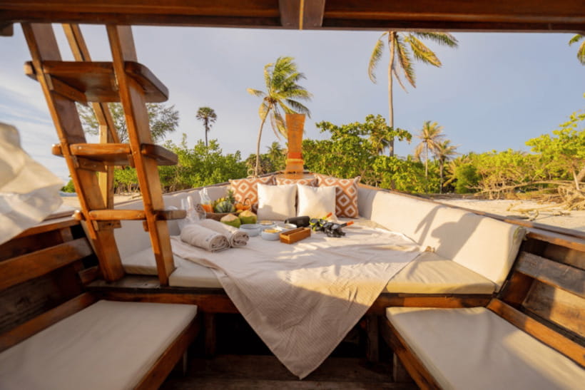Phuket: Luxury Private Longtail Boat Islands Discovery Tour - What to Bring for the Perfect Tour