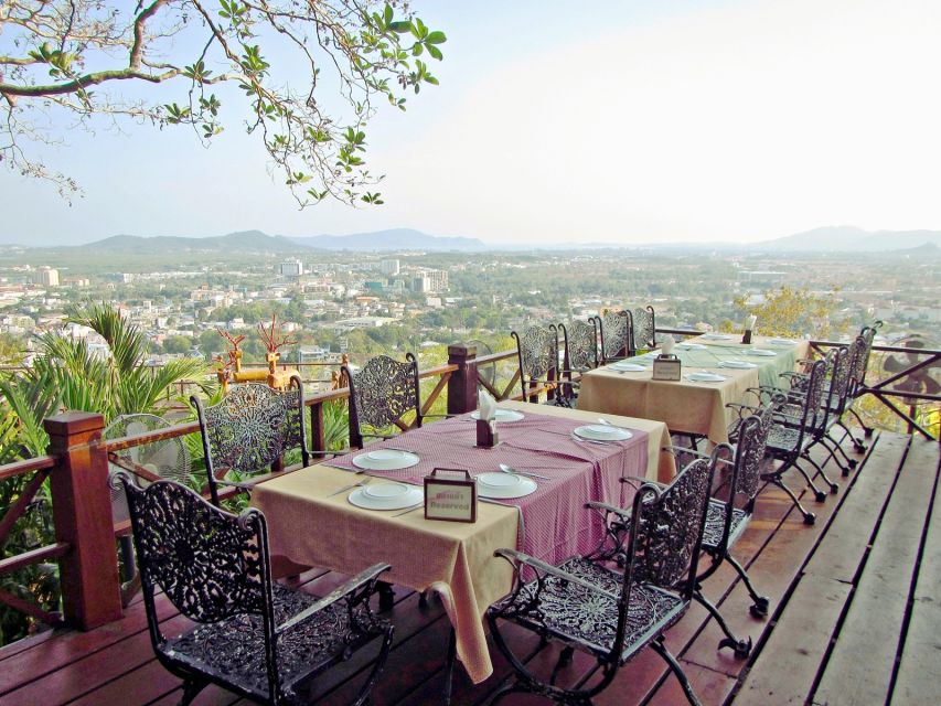 Phuket: Old Town Private Tour With Dinner - Savoring Local Street Foods