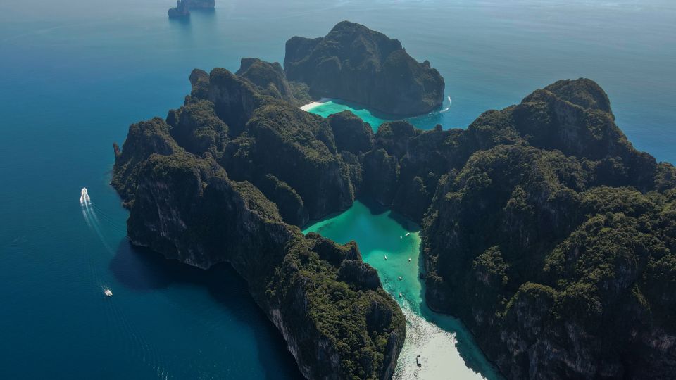 Phuket: Phi Phi Islands Day-Trip by Speed Catamaran - Important Considerations for Tourists