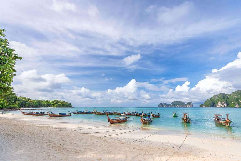 Phuket: Phi Phi Islands & Khai Island Premium Day Tour - Essential Items to Bring