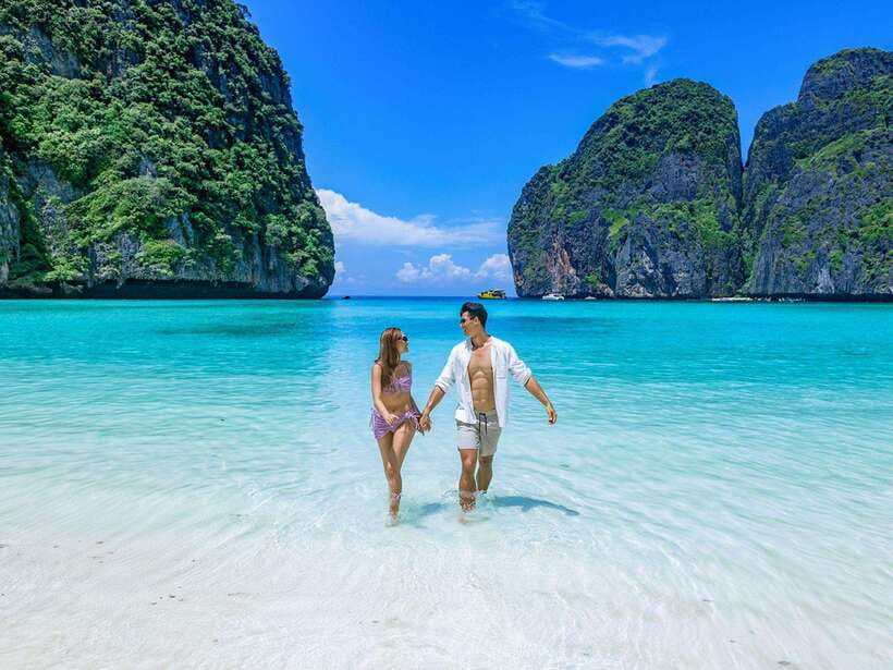 Phuket: Phi Phi, Maya and Khai Or Bamboo Island by Catamaran - Getting to the Royal Phuket Marina