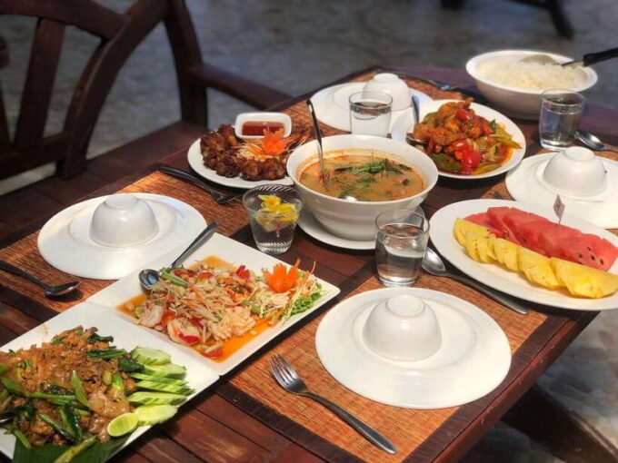 Phuket: Premium Tour to Racha Islands With Snorkel & Lunch - Discovering Banana Bay