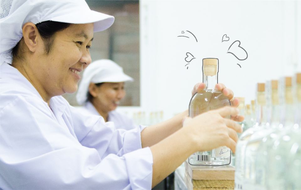 Phuket: Private Tour With Rum Cocktail and Sunset Views - Cashew Nut Factory Visit
