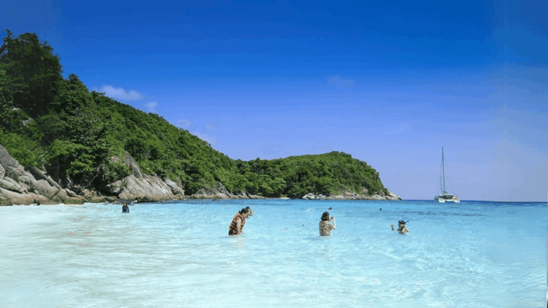 Phuket: Raya Island, Maithon Island, & Dolphin Spotting Tour - Itinerary and Activities