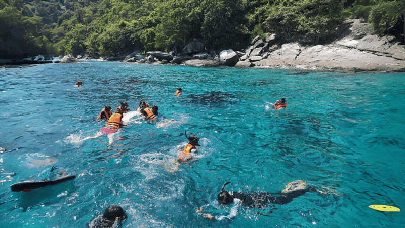 Phuket: Raya Island, Maithon Island, & Dolphin Spotting Tour - Inclusions