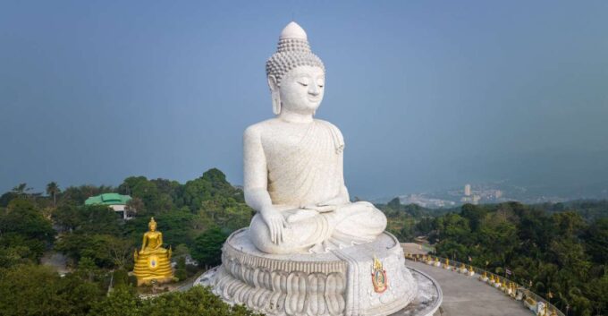 Phuket: Wat Chalong, Viewpoint, and Old Town Guided Tour - Sampling Local Flavors