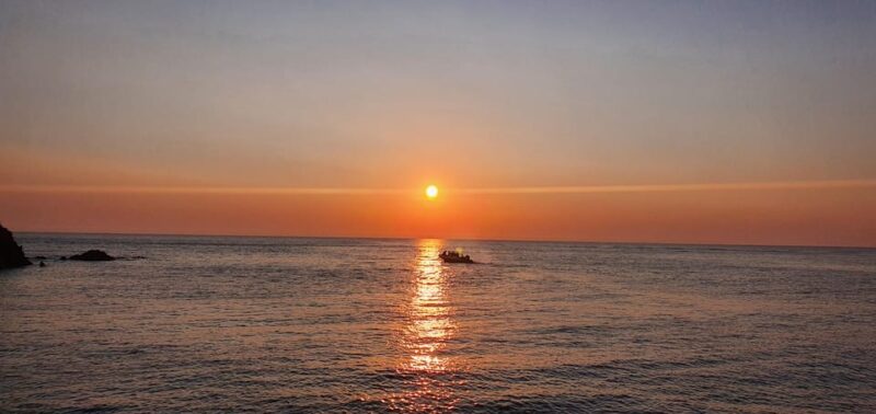 Piana Sunset Cruise Aperitif Swimming Boat 12 Places - Included Features