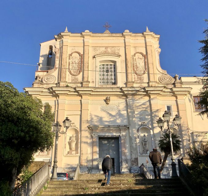 Piano Di Sorrento: Sightseeing Walking Tour With Tastings - Accessibility Features