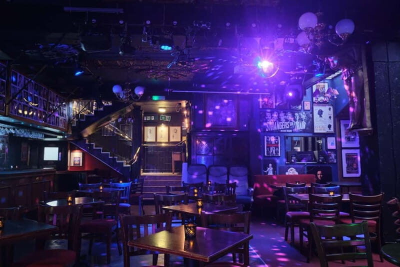 Piano Sing-Along - An Introduction to Londons Piano Sing-Along 