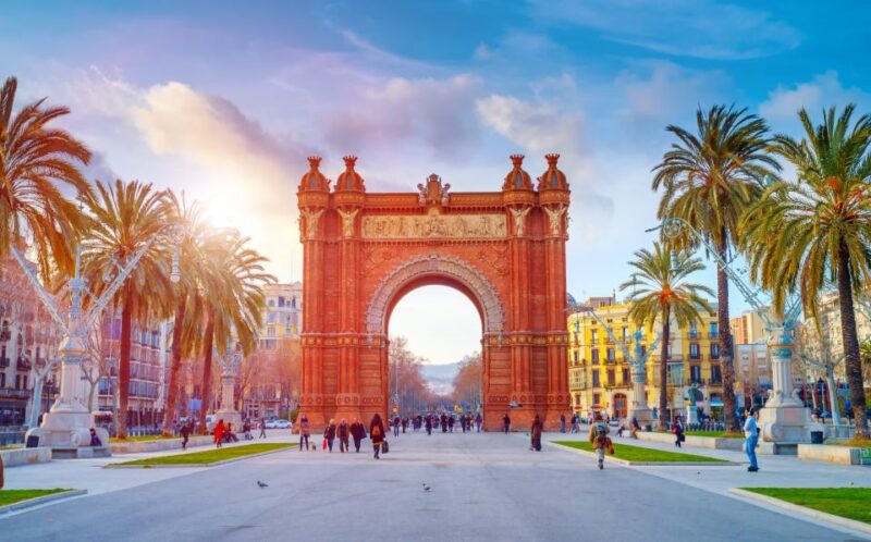 Picasso Tour in Barcelona With Skip-The-Line Museum - Tour Highlights and Features