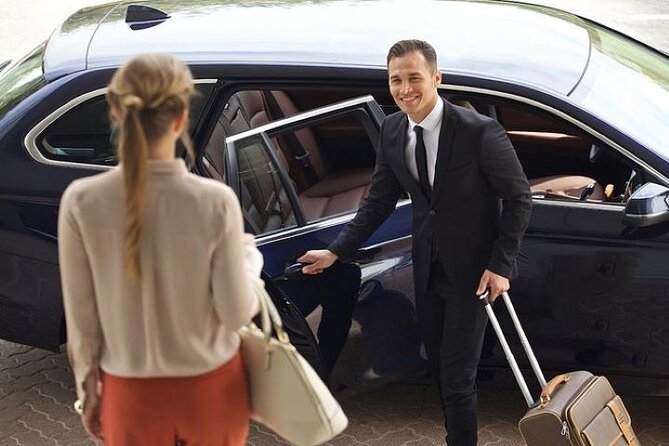 Pick-Up From Hotel to Anywhere in Berlin by Private Car - About the Operator