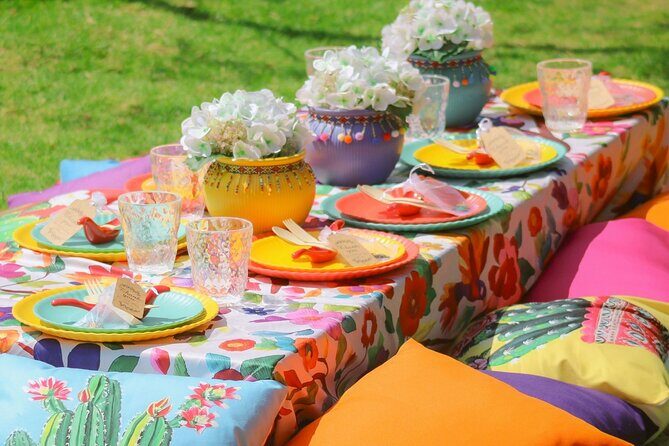 Picnic on Lake Chapultepec - Exploring the Experience in Detail