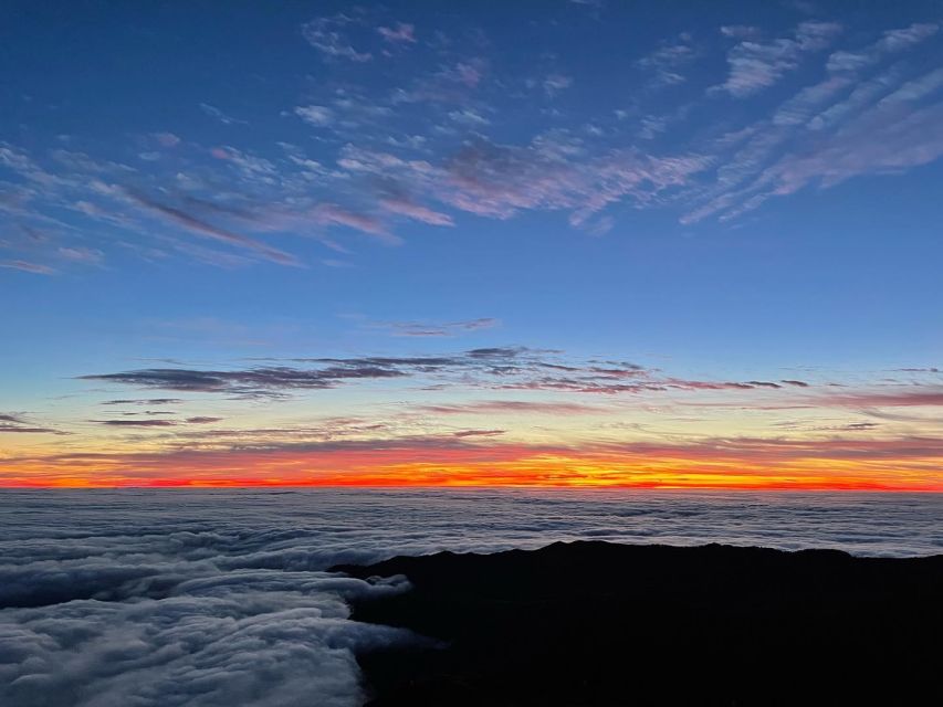 Pico Areeiro -Pico Ruivo Hike With Sunrise Overland Madeira - Enjoy a Guided Hike Adventure