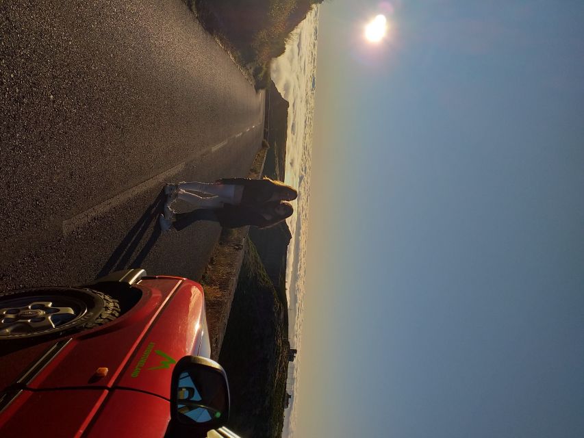 Pico Do Arieiro: Private 4x4 Sunrise Trip With Hot Drinks - Journey to Pico Do Arieiro