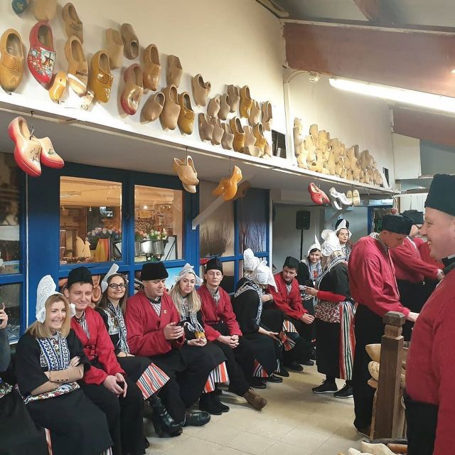 Picture in Volendam Costume With Cheese and Clog Tour - Tips for Your Visit