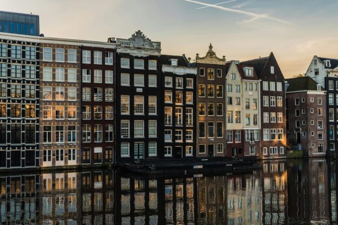 Picture Perfect Amsterdam: A Photo Tour Experience - Tips for a Great Experience