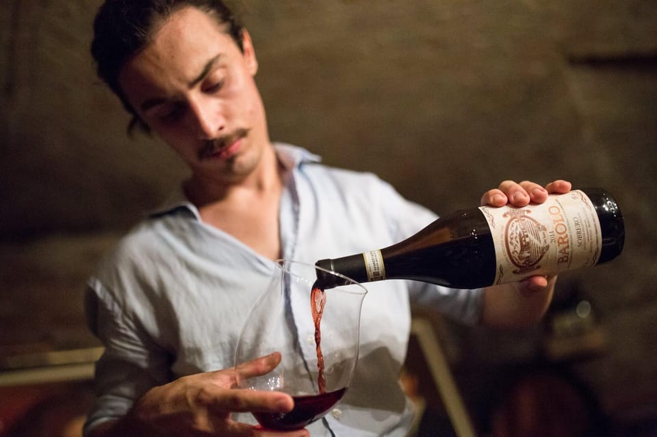 Piedmont: Winery Tour, Taste Barolo, Barbaresco & Local Food - Group Size and Atmosphere