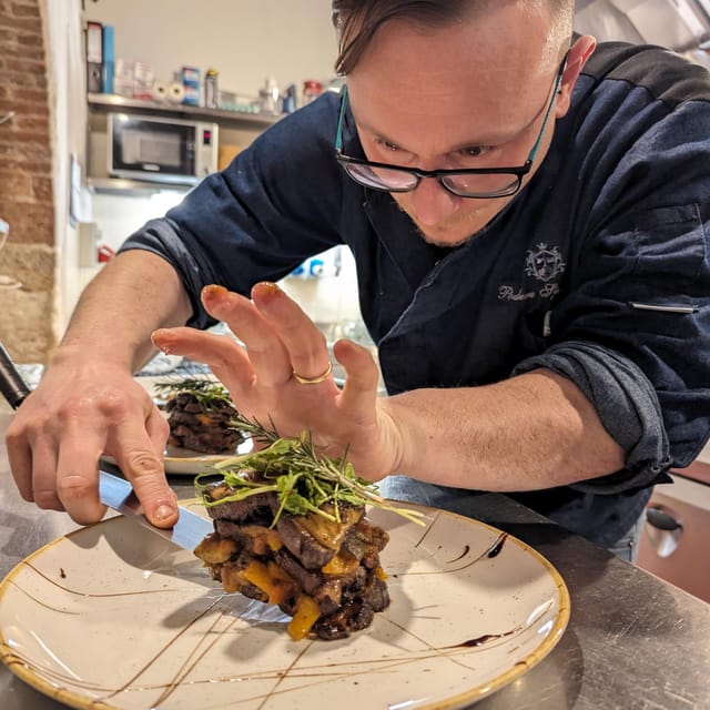 Pienza: New Years Eve Dinner in an ancient Tuscan farmhouse - Key Points
