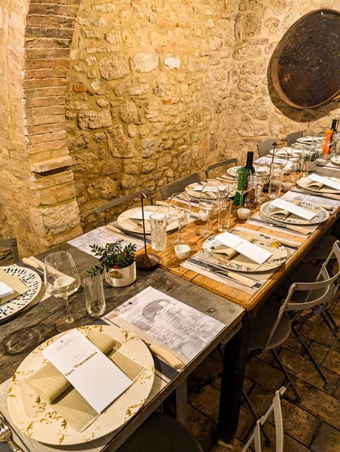 Pienza: New Years Eve Dinner in an ancient Tuscan farmhouse - A Festive Evening in Tuscany: What to Expect