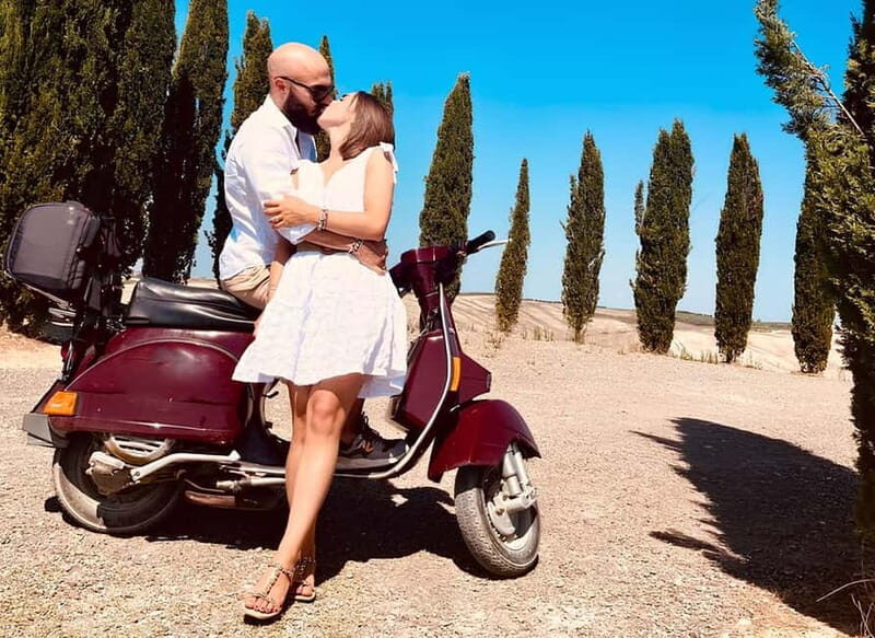 Pienza: Val d'Orcia Vespa Tour with Guide - Authenticity and Reviews