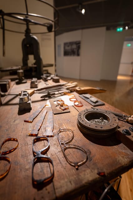Pieve Di Cadore: Eyewear Museum Guided Tour - Reservation Information