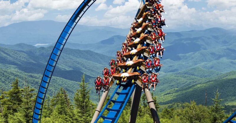 Pigeon Forge: Dollywood & Splash Country Combo Ticket - Key Points