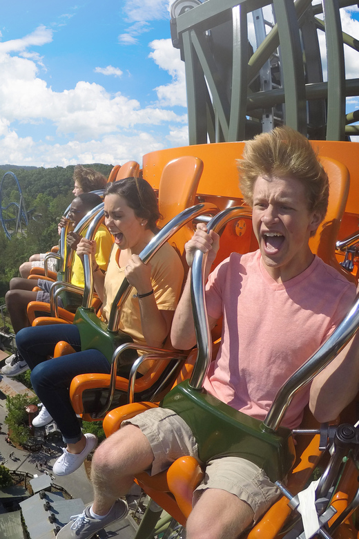 Pigeon Forge: Dollywood & Splash Country Combo Ticket - Overview of Splash Country
