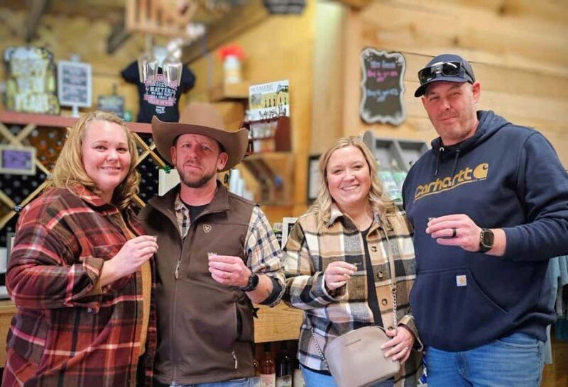 Pigeon Forge: Hillbilly Booze Cruise Tasting Tour - Practical Tips for Participants