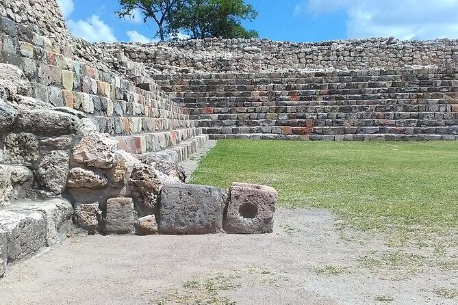Pilgrimage with Researcher to Cañada de la Virgen, Hill of the Ancestors - FAQ