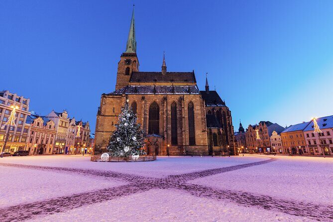 Pilsen Highlights Small-Group Tour and Pilsner Brewery Tour including Lunch and Beer Tasting - Discovering Pilsen: A City of Beer and Heritage