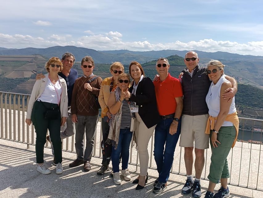 Pine Nut: Douro Valley With Wine Tasting, Boat Trip and Lunch - Tour Duration and Group Size Details