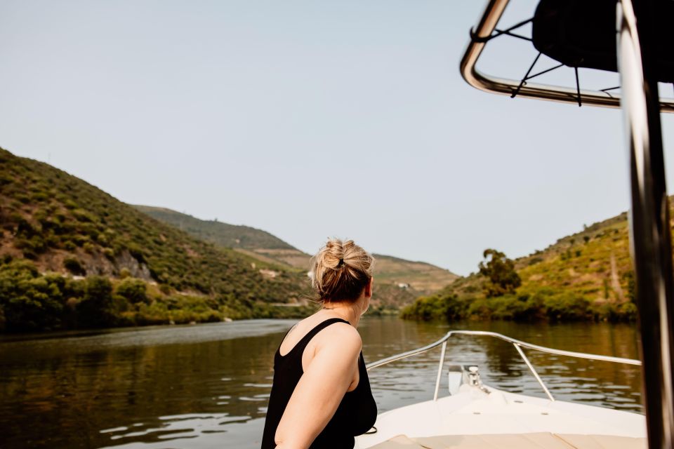 Pinhão: Boat Cruise at Sunset With Sparkling Wine - Cancellation Policy