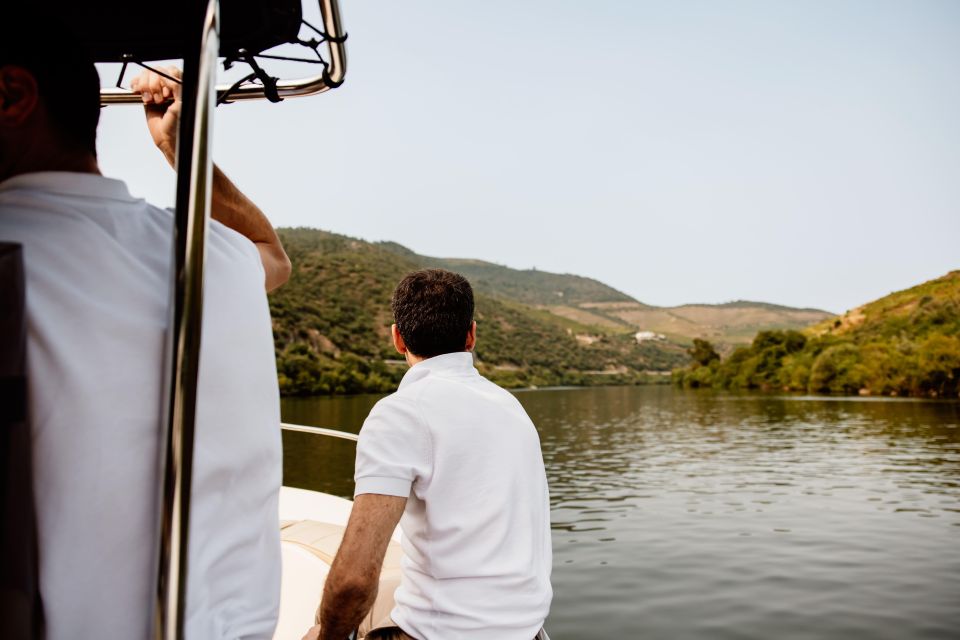 Pinhão: Boat Cruise at Sunset With Sparkling Wine - Frequently Asked Questions