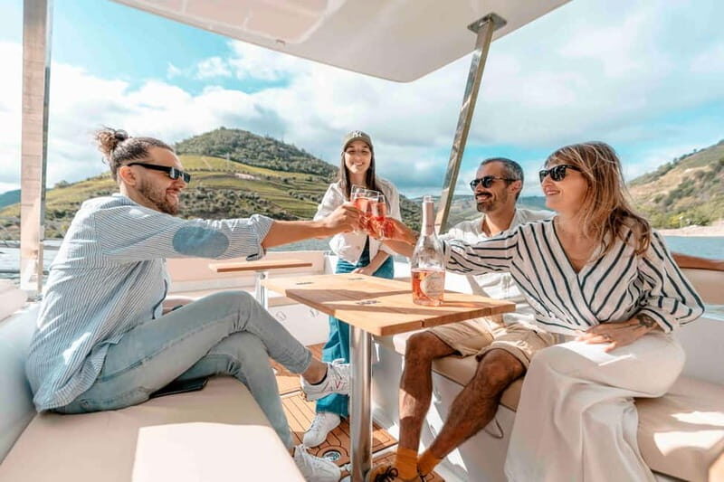 Pinhão: Private Electric Boat Tour 2h| Wine Tasting Included - Key Points